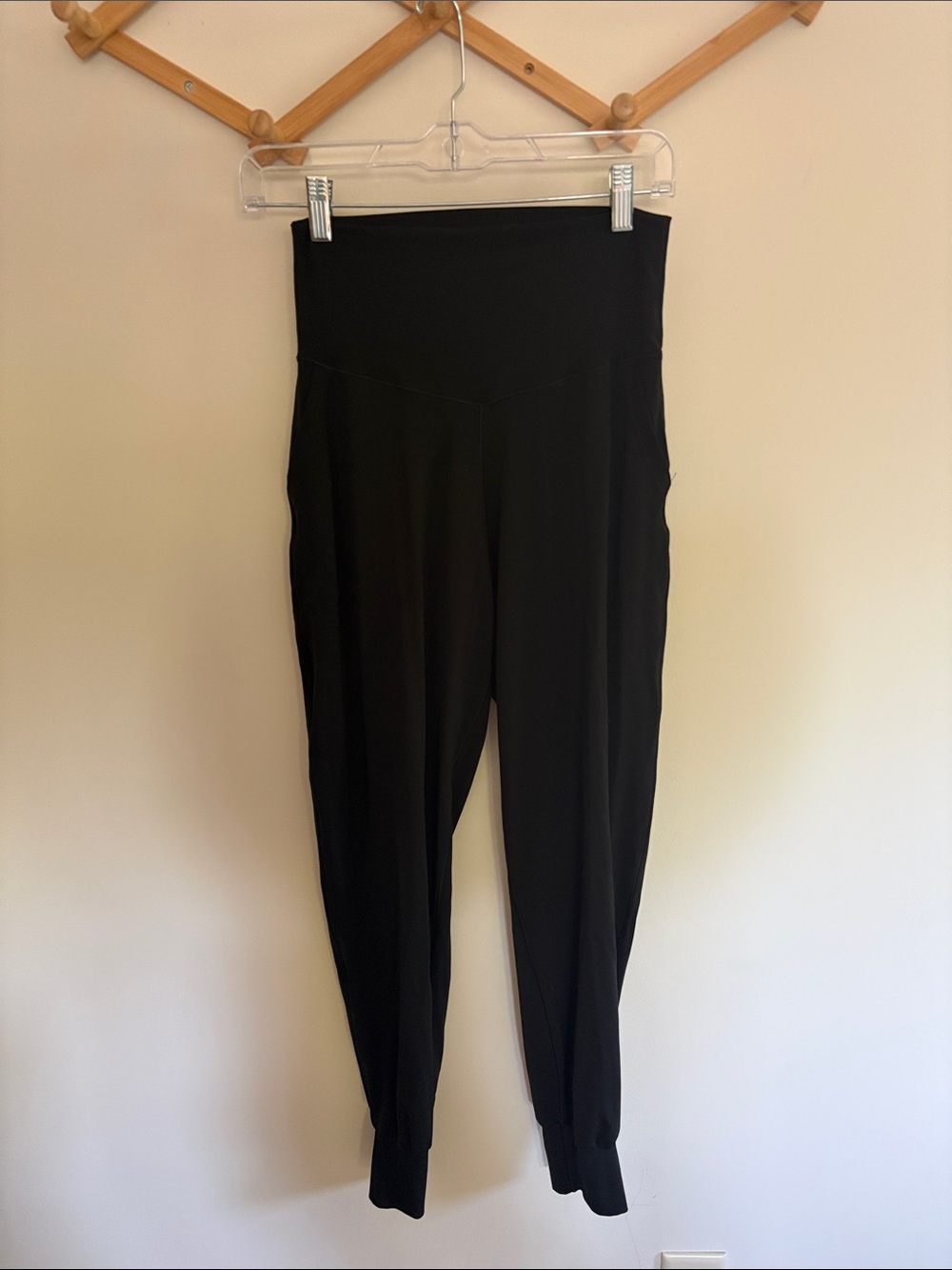 Offline by Aerie Real Me High Waisted Joggers Black Medium Tall Activewear Yoga